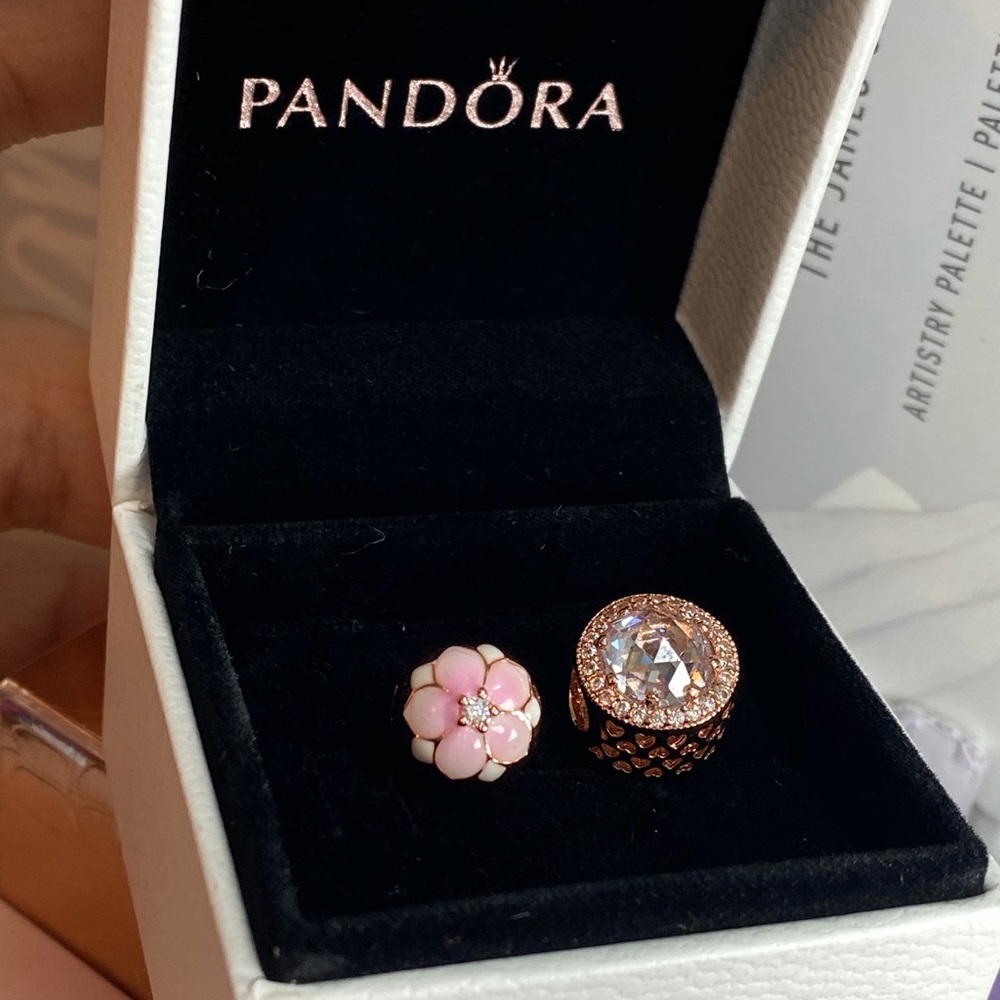 Authentic pandora two charm rose gold new never 🚨 - Picture 2 of 4